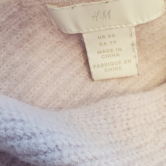 H&M ladies v-neck long sleeve, dropped shoulder, lavender sweater sz XS - Picture 7 of 9